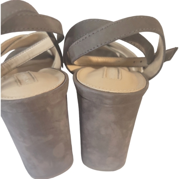 Antonio Melani Biege & Brown Ankle Strap Block Heels Fabric/Leather Sandals 8.5M - Picture 3 of 11